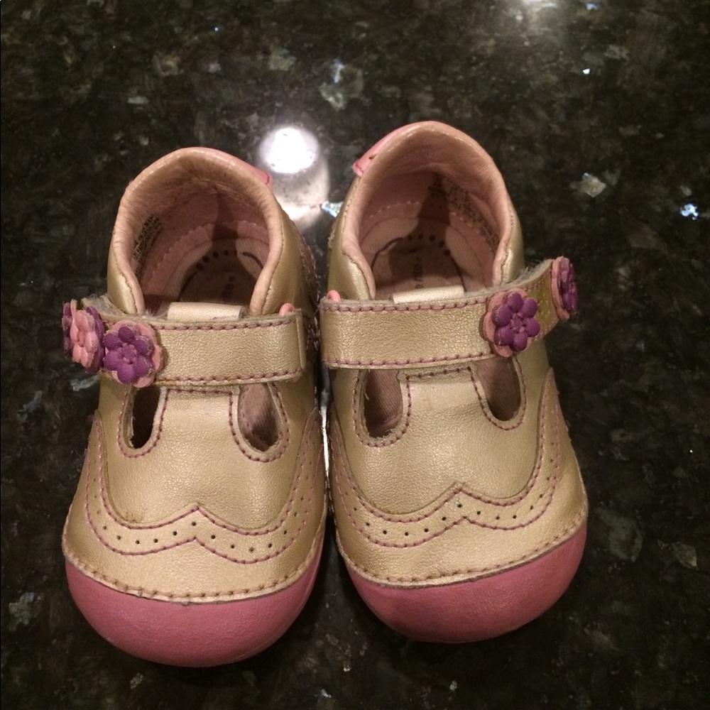 Stride Rite Mary Janes